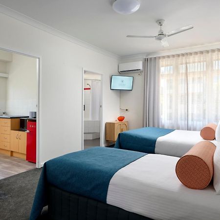 Baileys Parkside Motel By Vetroblu Perth Exteriör bild