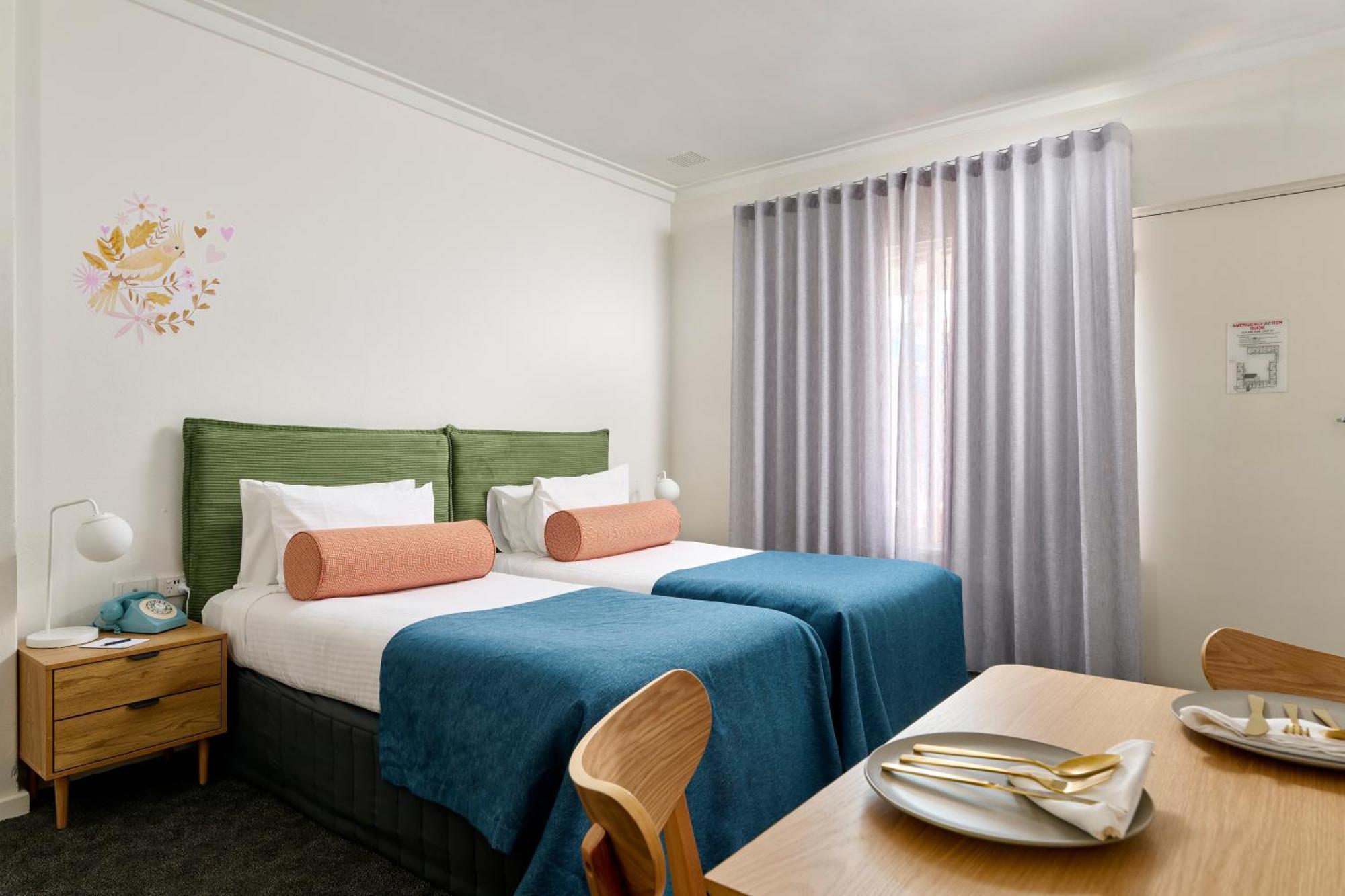 Baileys Parkside Motel By Vetroblu Perth Exteriör bild