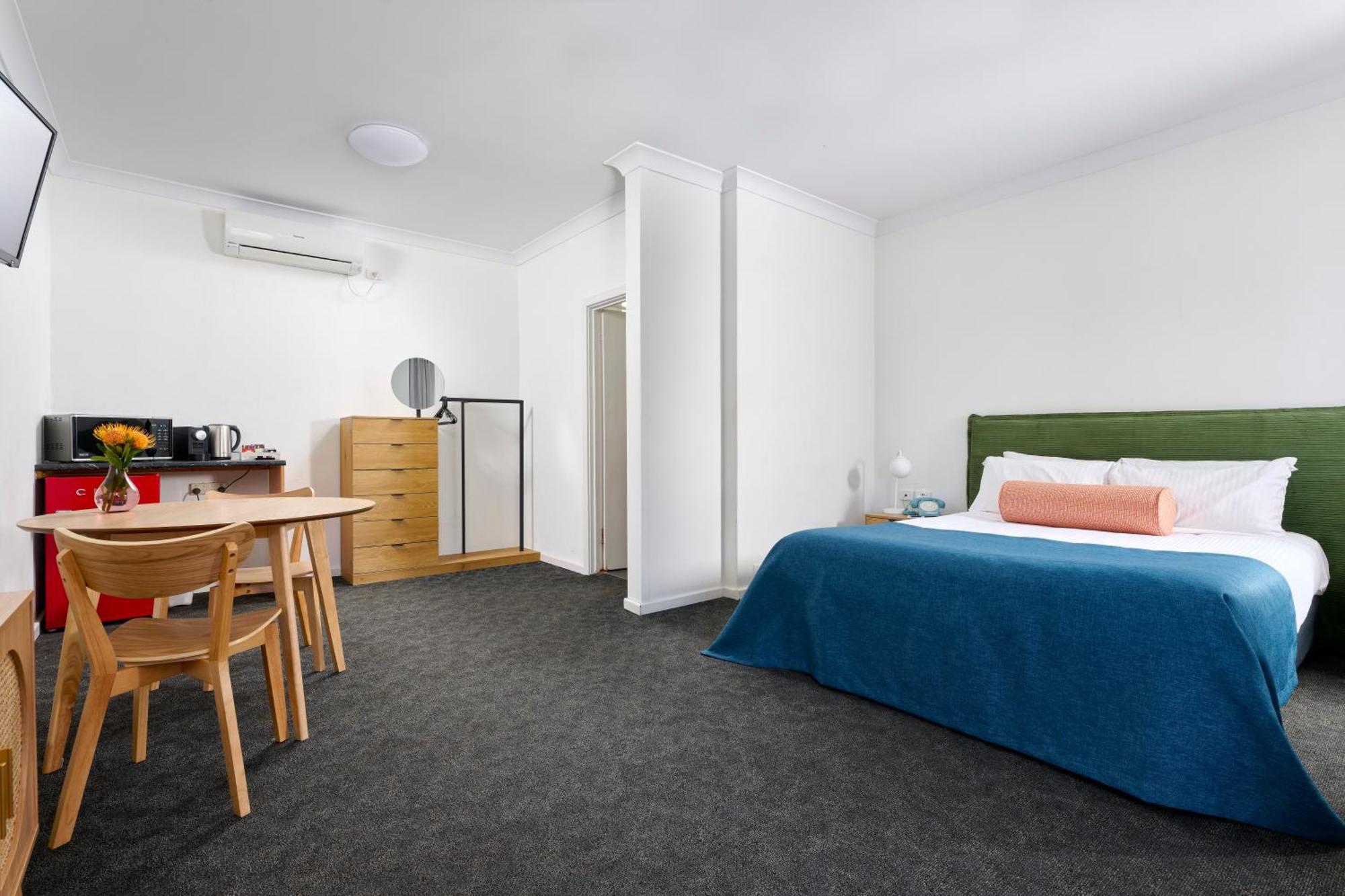 Baileys Parkside Motel By Vetroblu Perth Exteriör bild