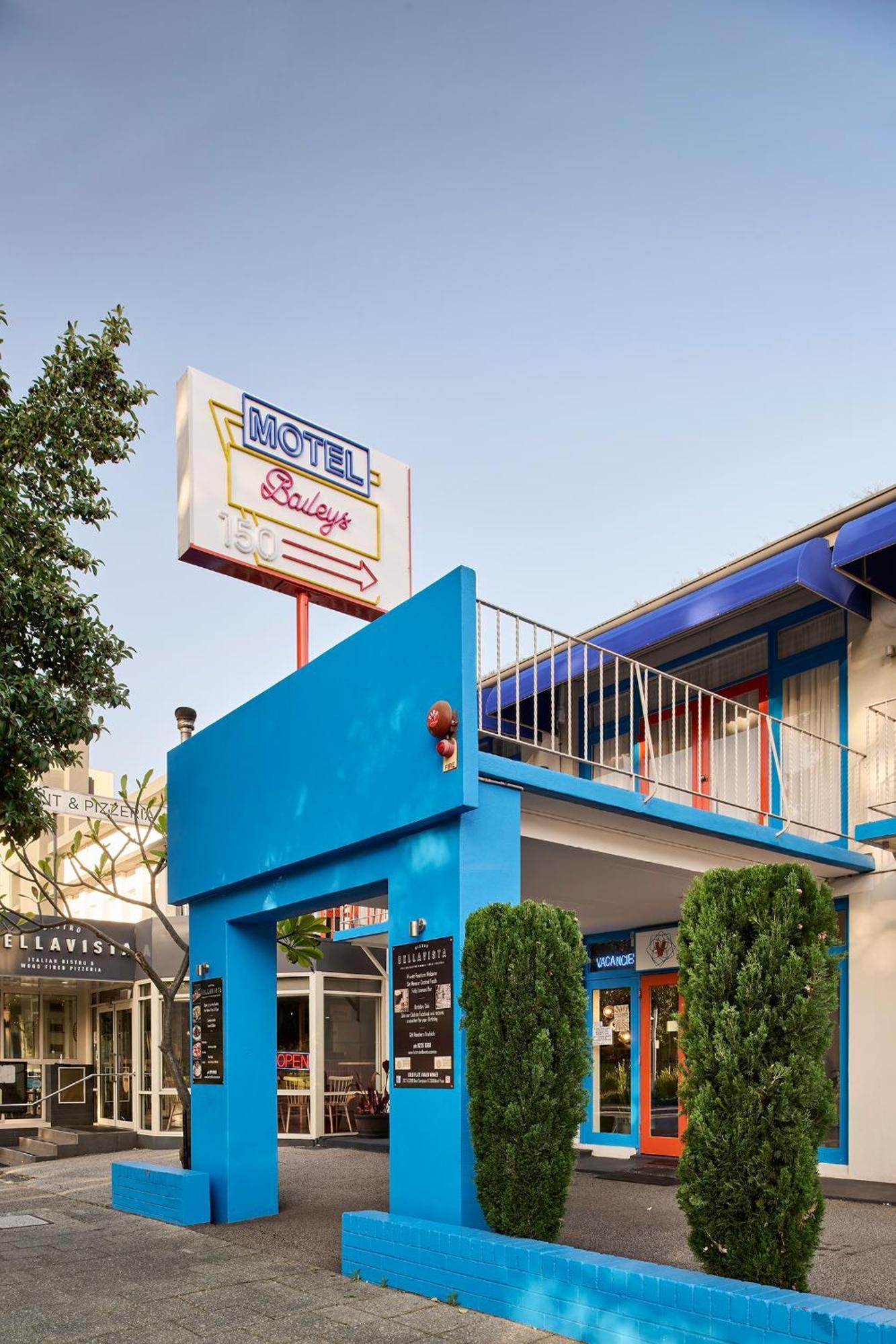Baileys Parkside Motel By Vetroblu Perth Exteriör bild