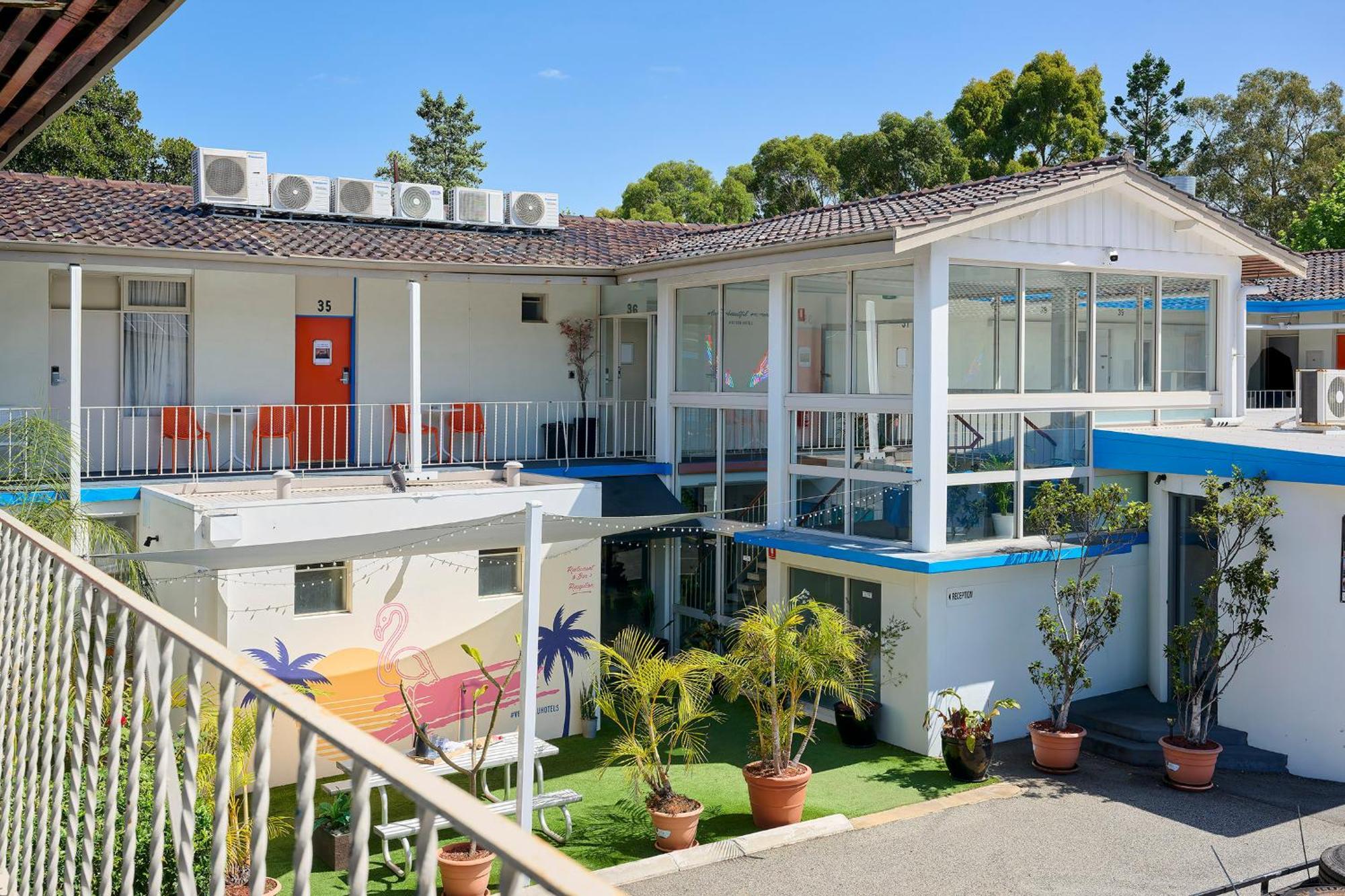 Baileys Parkside Motel By Vetroblu Perth Exteriör bild