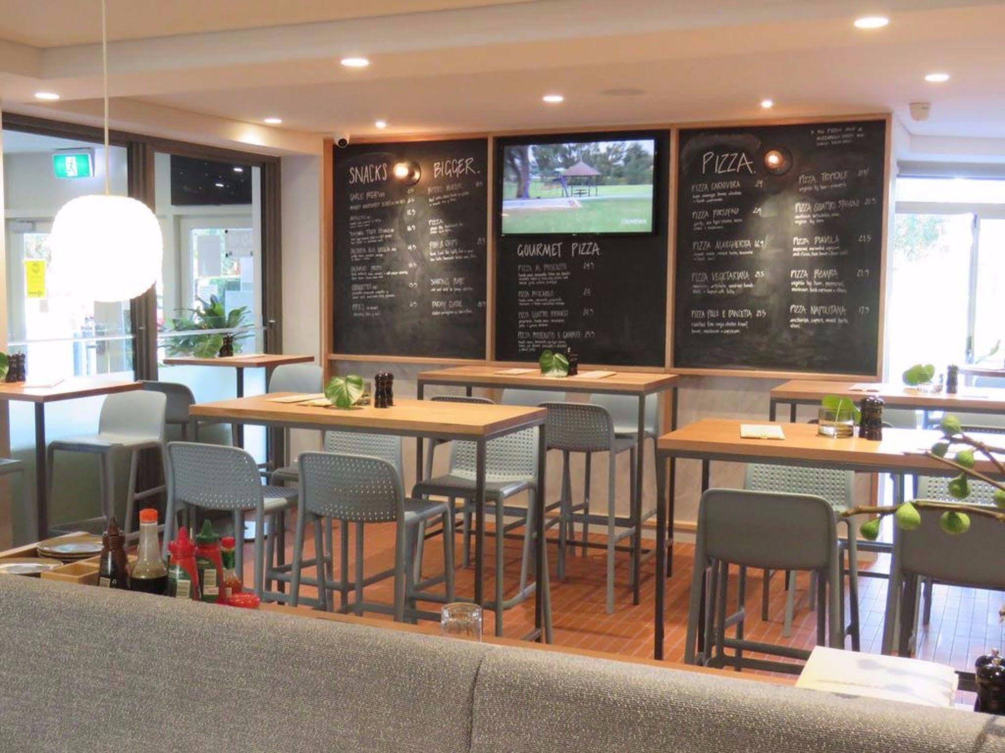 Baileys Parkside Motel By Vetroblu Perth Exteriör bild